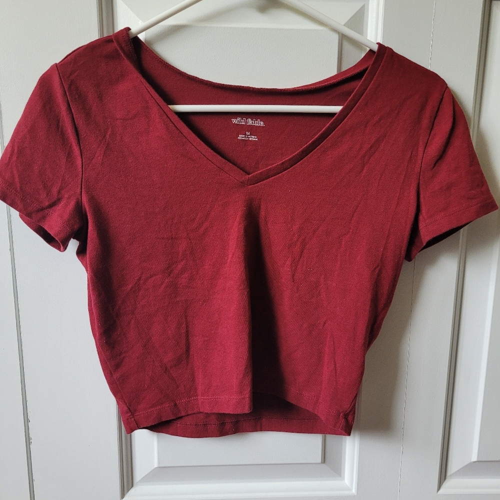 JUNIORS WILD FABLE crop top size M, different color shirts